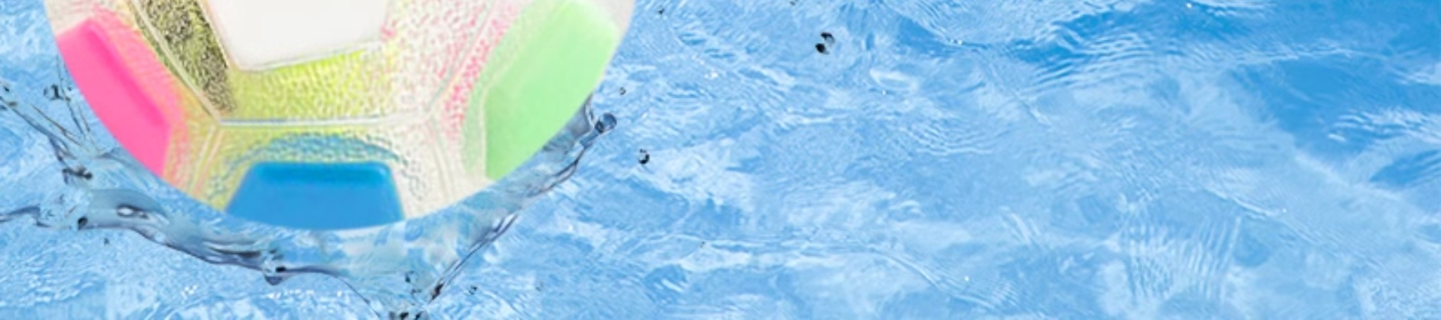 Qzee 狗玩具，带吱吱作响的手柄，是一款足球玩具，可以帮助宠物消耗能量、自娱自乐、缓解无聊，并提供有趣的陪伴。