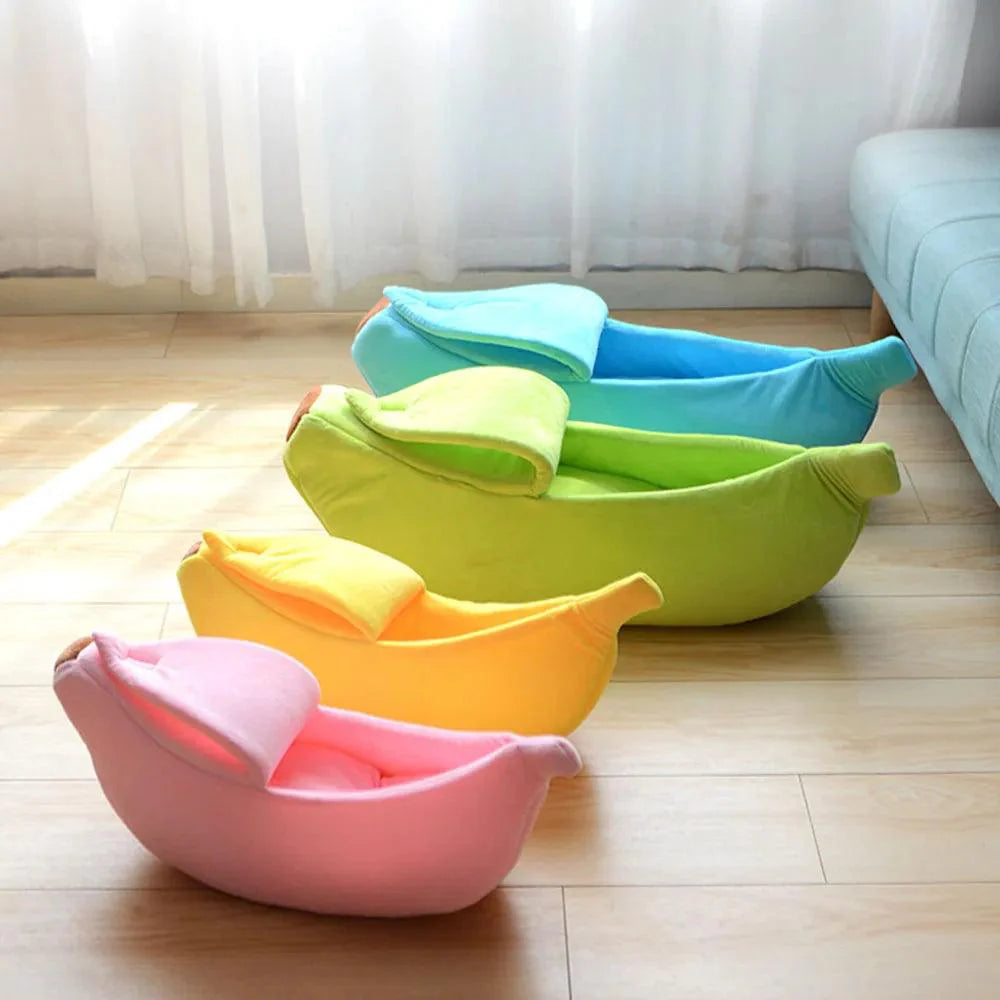 Cute-Banana-Shape-Dog-Bed-for-Puppies-and-Cats-Soft-Cozy-Small-Dog-Sleeping-Sofa-Bed_jpg.jpg